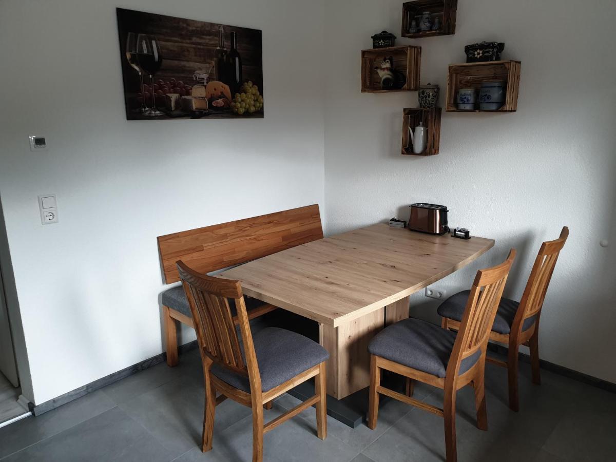 Ferienwohnung Mueller ケンツィンゲン エクステリア 写真