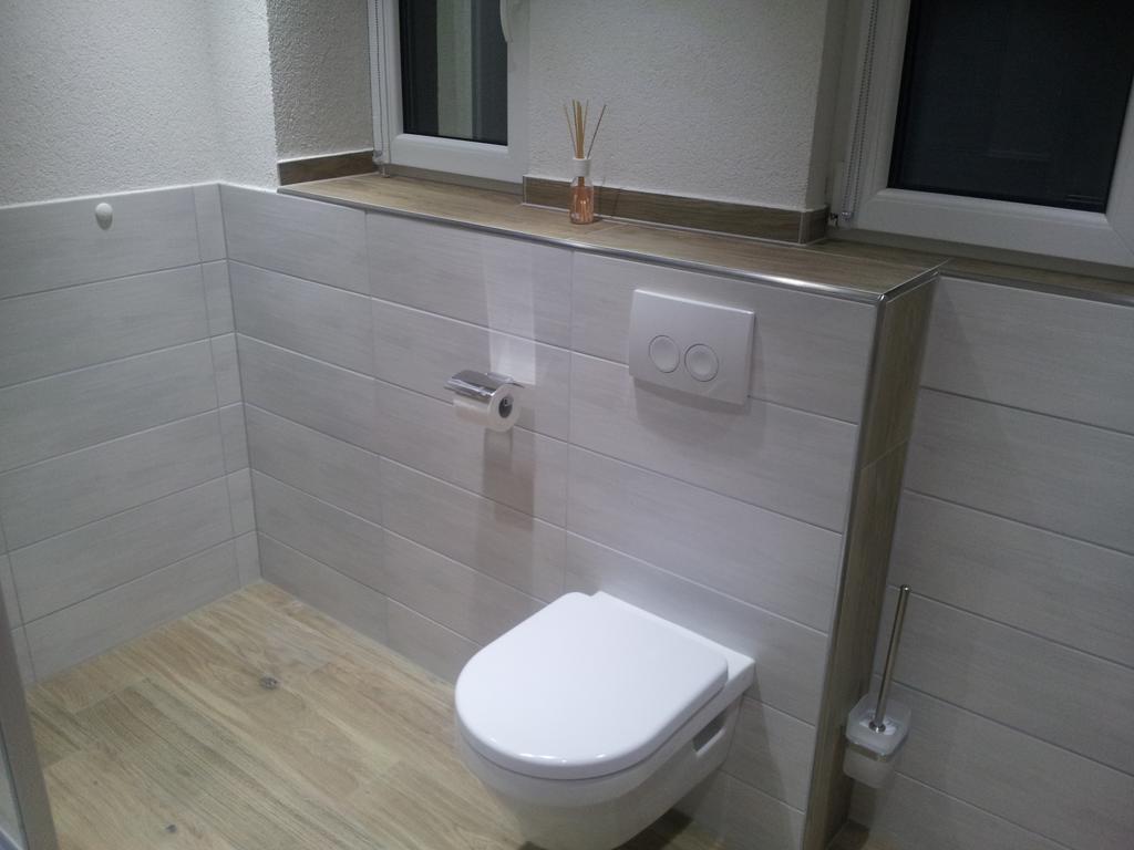 Ferienwohnung Mueller ケンツィンゲン エクステリア 写真